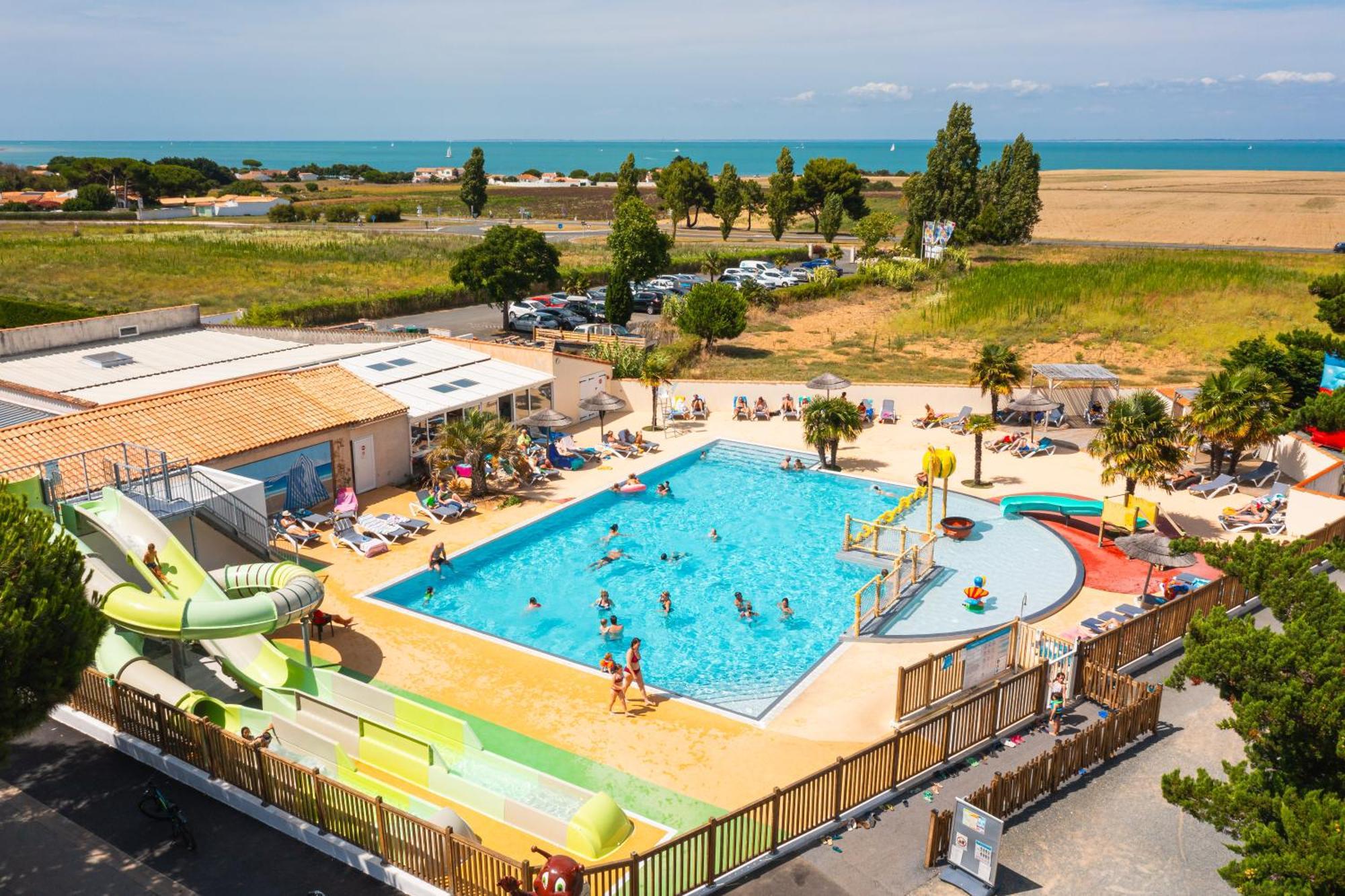 Camping Les Peupliers La Flotte Bagian luar foto