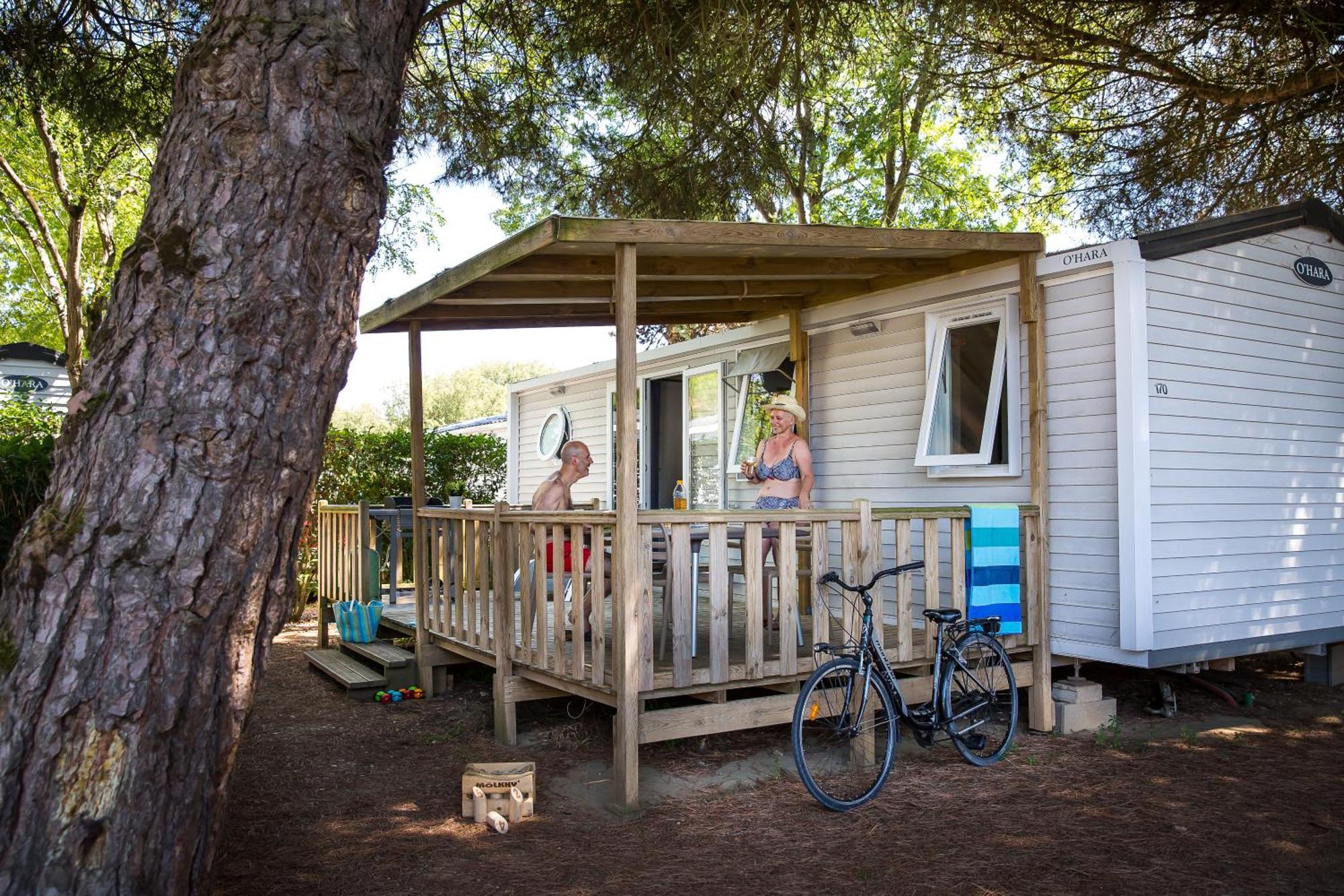 Camping Les Peupliers La Flotte Bagian luar foto
